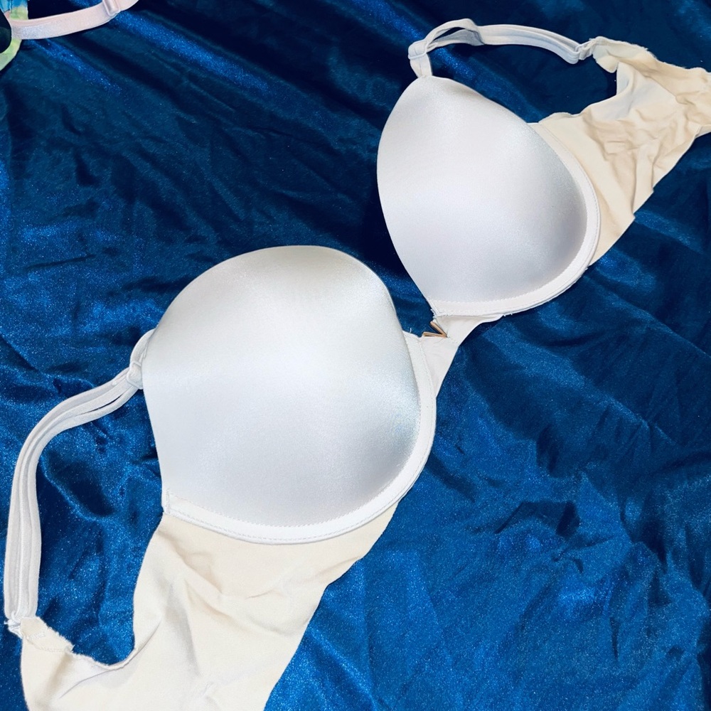 Victoria's Secret Satin Gray Bra with V front monogram